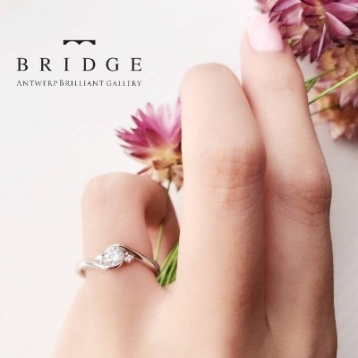 薔薇のアーチ婚約指輪ピンクダイヤモンドメレ