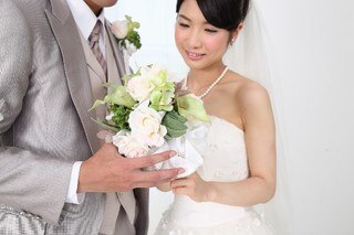 結局なにで選べばいいの 結婚式場を契約する決め手 イマドキ男女の結婚観 マイナビウエディング