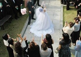 出費が痛い 複雑 純粋にうれしい 結婚式に招待されたときのホンネ イマドキ男女の結婚観 マイナビウエディング