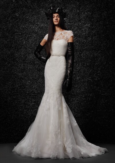 VERA WANG BRIDEから2022年新作ドレスコレクションが登場｜マイナビ