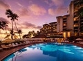 Halekulani_Pool_evening.jpg