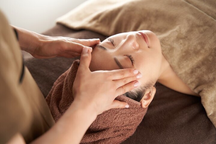 facial_main_2.jpg