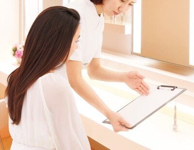 まずは気軽にお試しを! カウンセリング、モイスチュアパック付きのトライアルコースが魅力