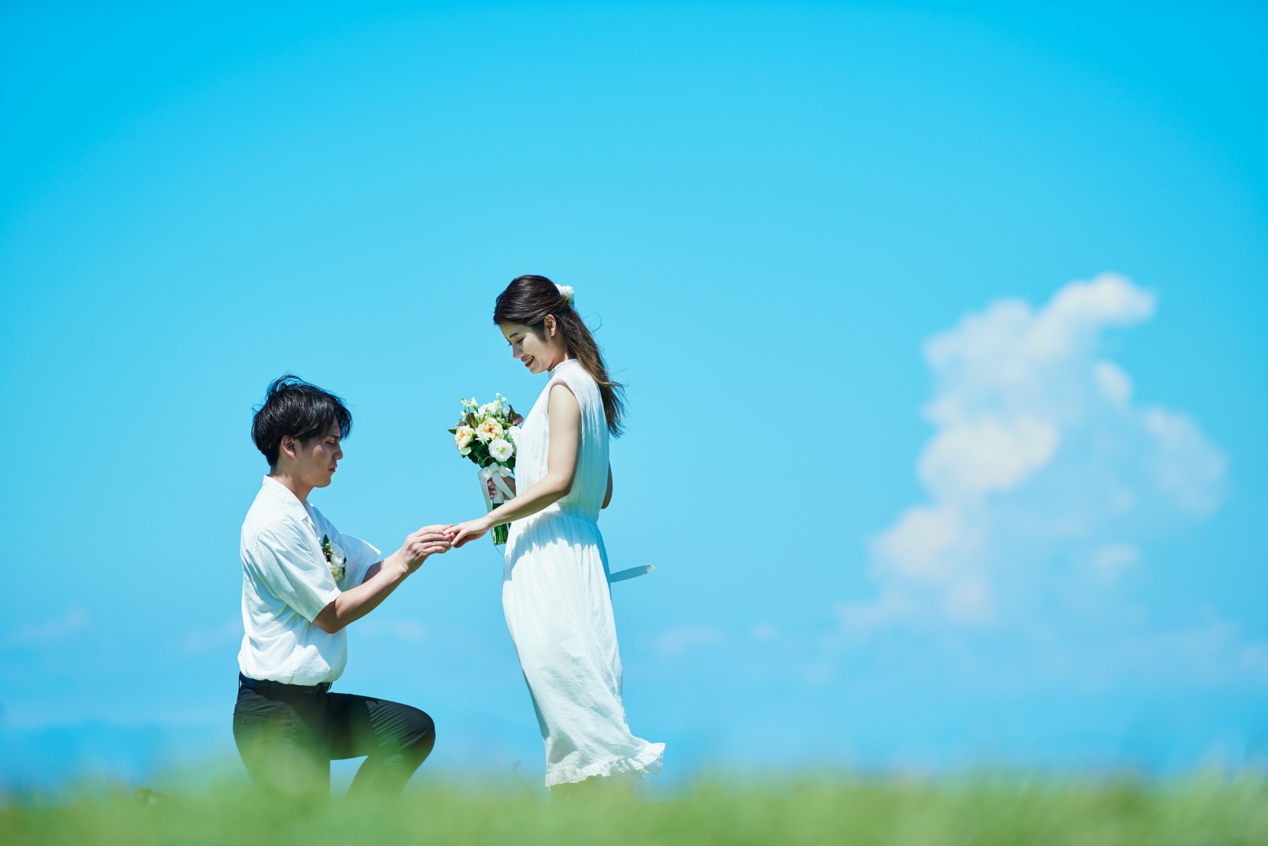 【北海道版】ラベンダー畑で前撮りもステキ♪　結婚式場のフォトスポットやロケーションフォトのアイデアまとめ