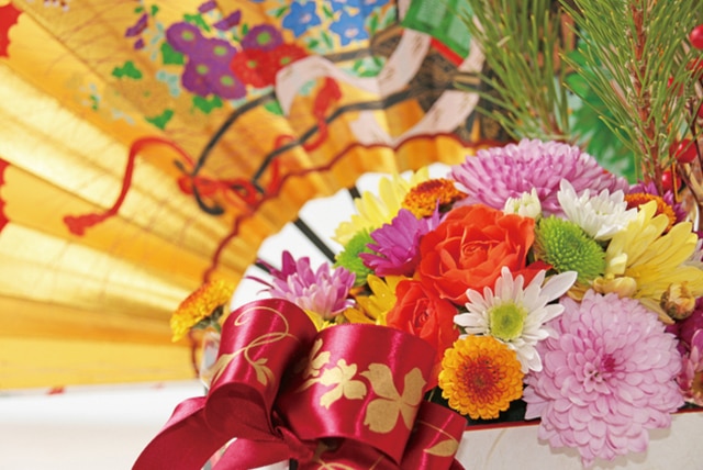 大人花嫁がトキメク 和風モダンなテーブルコーディネートや装花でオリジナルの結婚式を マイナビウエディング プレミアムクラブ