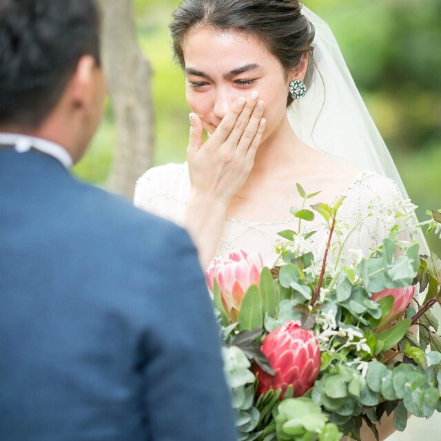 星が煌く七夕をイメージした サマーナイトウエディング おしゃれな結婚式実例満載 オシャレ花嫁snap マイナビウエディング プレミアムクラブ