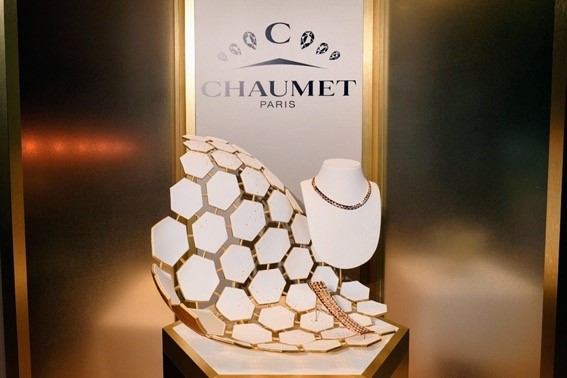 CHAUMET」が誇る「BEE MY LOVE」コレクションより新作ジュエリーが登場