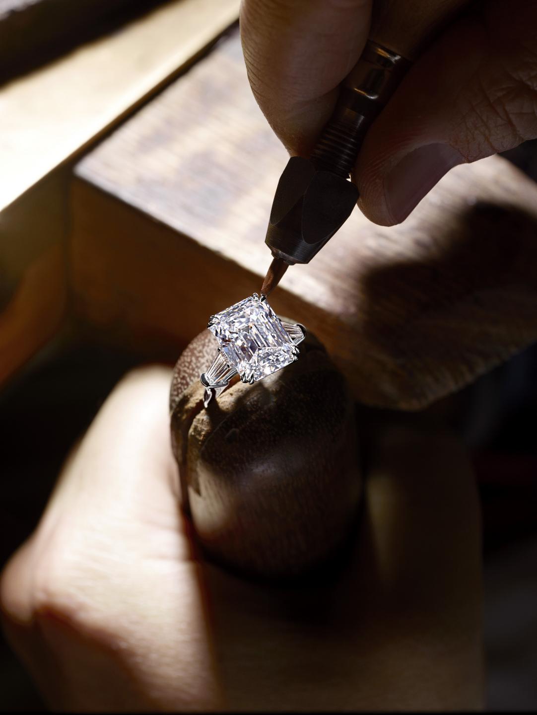 HARRY WINSTON(ハリー・ウィンストン)の特徴1