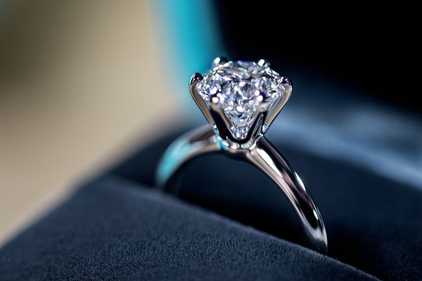 Tiffany 指輪 ダイヤ-