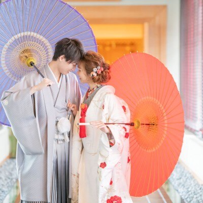 和傘を使ったウエディングフォトは和婚ならでは魅力<br>【ドレス・和装・その他】フォトスポット