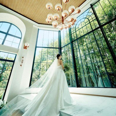 <br>【挙式】【森の大聖堂】天井高8ｍ＆バージンロード12ｍの圧巻のスケール（着席：～100名迄）