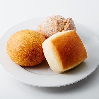 おかわり自由！触感が人気の3種のパン<br>【料理・ケーキ】婚礼料理リニューアル！