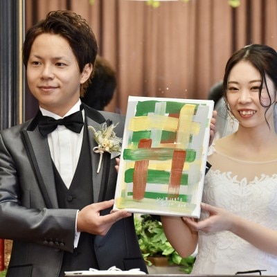 ゲストと一緒にキャンバスに誓った結婚証明書