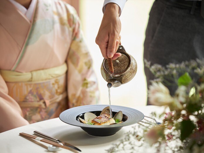 すべてお箸で食べられる和の創作料理は、若者から両親世代まで喜ばれる美味ぞろい