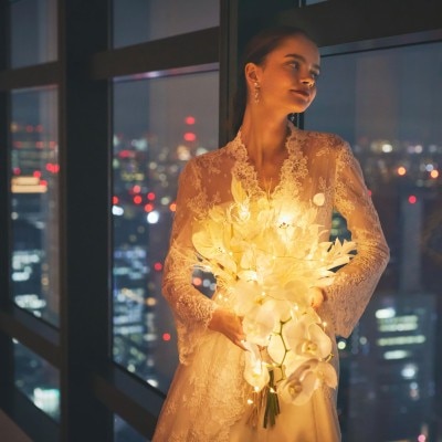  <br>【披露宴】クリスタルレジデンス（着席100名）窓の外にきらめく特別な東京の夜景とキャンドルの灯る幻想的なパーテ