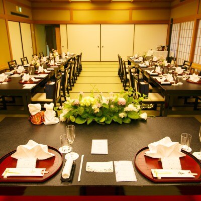 日本料理「花城」は和装のお食事会にぴったり<br>【披露宴】日本料理　花城　●収容人数／着席   4名 ～ 40名