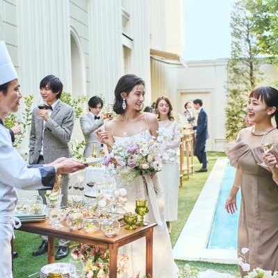 <br>【披露宴】華やかなナチュラルグリーンのコーディネート装飾