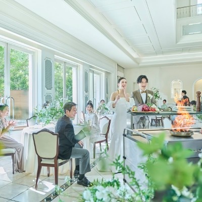 <br>【披露宴】SALON DE FLEURS ～サロン ドゥ フルール～【着席人数】～140名