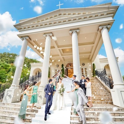 通りに面した大階段＆白亜の貸切邸宅！憧れの結婚式が叶う<br>【外観】外観