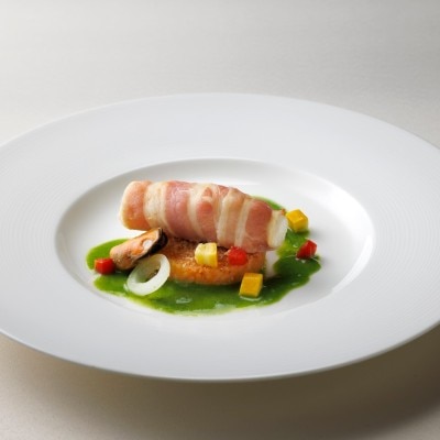 <br>【料理・ケーキ】【フランス料理】前菜からデザートまでおふたりが選ぶオリジナルコース（14,000円～）