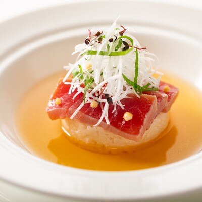 ヅケ鮪の茶漬け風リゾット<br>【料理・ケーキ】箸で食べられるようアレンジしたフランス料理『フレンチジャポネ』