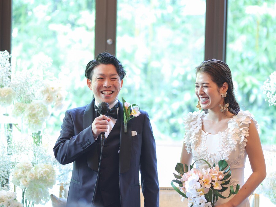 ーWedding party reportー

ご友人の紹介で出会ったおふたり

会場やチャペルの雰囲気を気に入ってくださり大切な一日を任せてくださいました

「みんなに楽しんでもらいたい」「私たちらしい結婚式にしたい」

そんな想いを叶えたウェディングをご紹介します