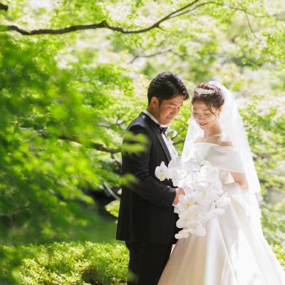 <br>【挙式】1万坪の日本庭園に佇む独立型チャペル【ガーデンチャペル】（～８０名利用可能）<br><a href='/sp/wedding/people/341/12945/' class='link2'>この先輩カップルの体験レポートを見る</a>