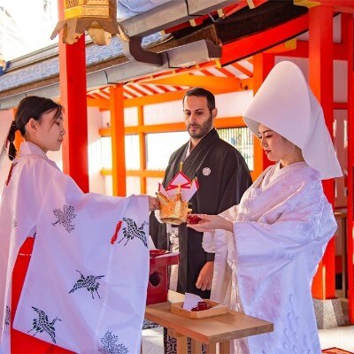 <br>【挙式】日本古来の衣装に身を包み臨む神社挙式