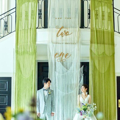 <br>【披露宴】華やかなナチュラルグリーンのコーディネート装飾