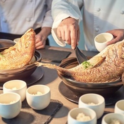 <br>【料理・ケーキ】フレンチ・フレンチジャポネ等メニュー10種の他、伊勢山ヒルズ限定和コースもご用意