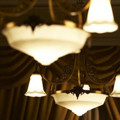 【アンティーク照明】会場のあちらこちらにお洒落な照明が・・・<br>【付帯設備】ホテル設備