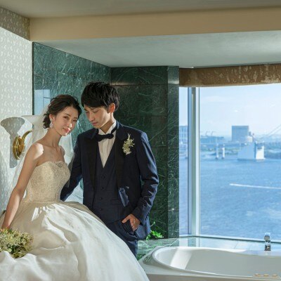 結婚式当日は、客室でゆったりお支度。美しい東京湾ビューを眺めながら優雅な時間を<br>【付帯設備】付帯設備