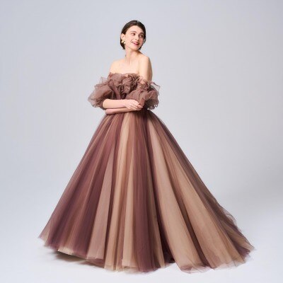 <br>【ドレス・和装・その他】インポートドレスや和装も豊富に揃うドレスのラインナップ
