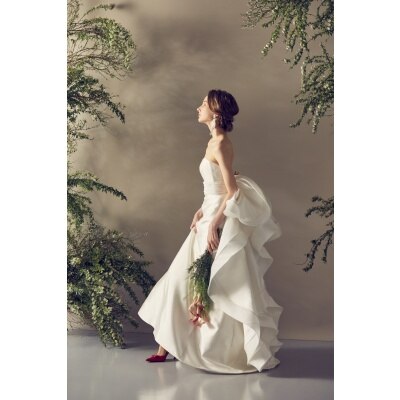 <br>【ドレス・和装・その他】美しい花嫁になるための運命の1着を「ウェディングドレス」