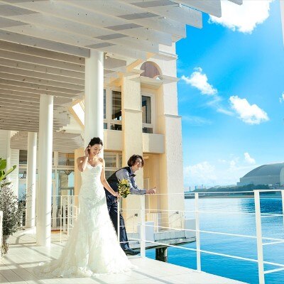 <br>【外観】数々の景観賞を受賞した、日本で唯一海に浮かぶ結婚式場
