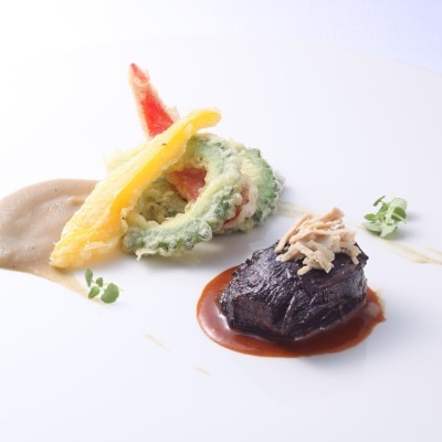 <br>【料理・ケーキ】沖縄の食材と融合した5つ星ホテルのレストランの味を楽しめる