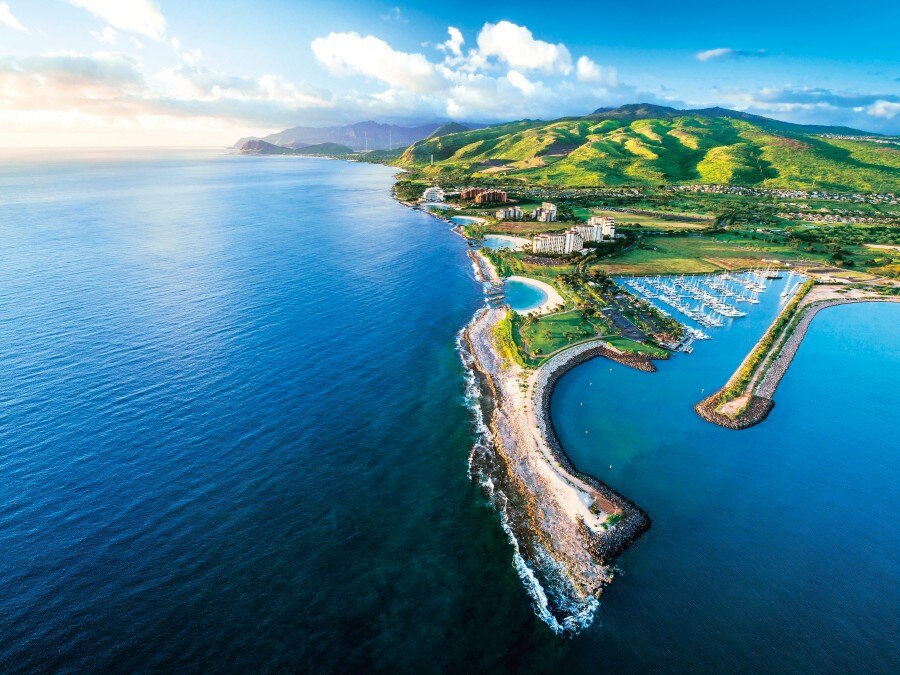 かつてハワイ王国の保養地だった屈指のロイヤルリゾート「コオリナ」エリア