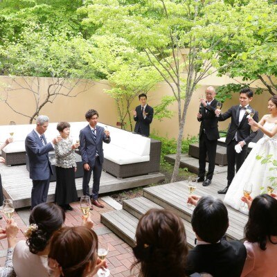 ホテルでの結婚式 メリット デメリット 遠方ゲストの手配 ホテルウエディングの費用など マイナビウエディング