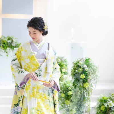  館内には写真映えするスポットが♪前撮り・後撮り・フォトウエディングの撮影に<br>【挙式】和装も似合う白亜のチャペル