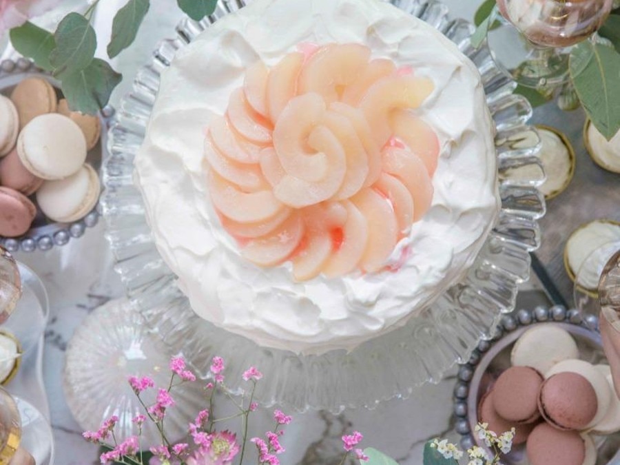 料理 ケーキ ケーキ オリジナルも可能 世界に一つだけの見た目にも美しいウエディングケーキ のフォト 写真24枚 アーカンジェル代官山 テイクアンドギヴ ニーズ マイナビウエディング