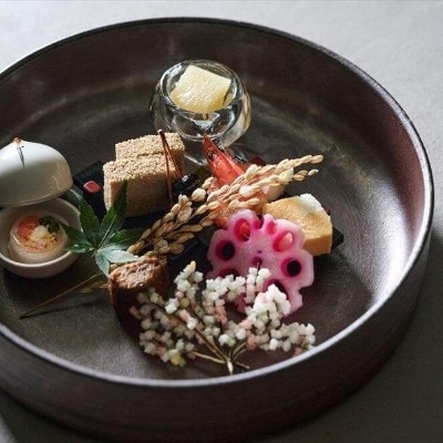<br>【料理・ケーキ】すべてに出汁を使った絶品婚礼料理