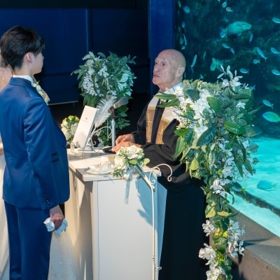 <br>【挙式】水族館ならではの演出に、ゲストからも歓喜の声が