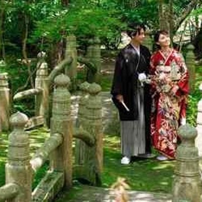 名勝庭園に認定された和庭園は、散策もできるのでゲストにも好評！<br>【庭】日本庭園