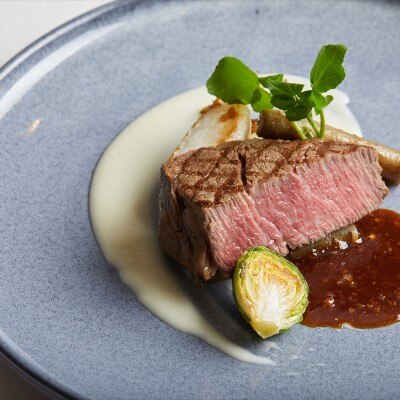 <br>【料理・ケーキ】どの年代からも好評なブランドホテルの婚礼料理