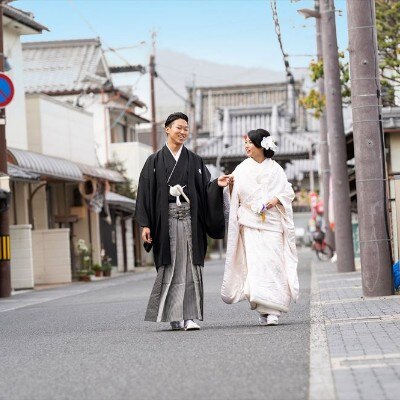 京都への交通の要として栄えた丹波篠山の城下町は、今もそこかしこに江戸の面影が残る<br>【ドレス・和装・その他】先輩カップル様のお写真