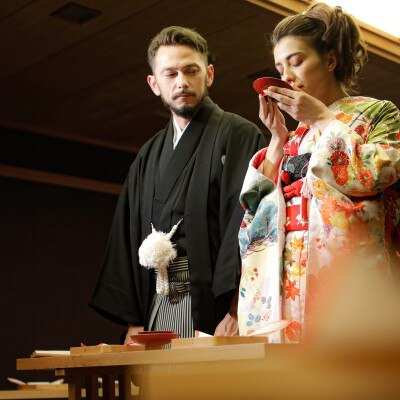 三三九度や参進の儀など、日本古来の挙式を<br>【挙式】神殿・和婚