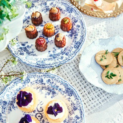 <br>【料理・ケーキ】パティシエがおふたりのためにデッサンを書いて仕上げる特別なウエディングケーキ