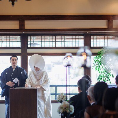 <br>【挙式】【和婚式】京都らしく、和装で挙式を。ふたりらしいオリジナル和婚式「～縁(えにし)～」／着席～100名<br><a href='/sp/wedding/people/1936/15451/' class='link2'>この先輩カップルの体験レポートを見る</a>