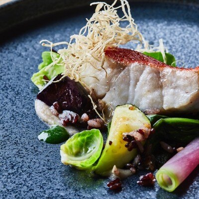 <br>【料理・ケーキ】どの年代からも好評なブランドホテルの婚礼料理