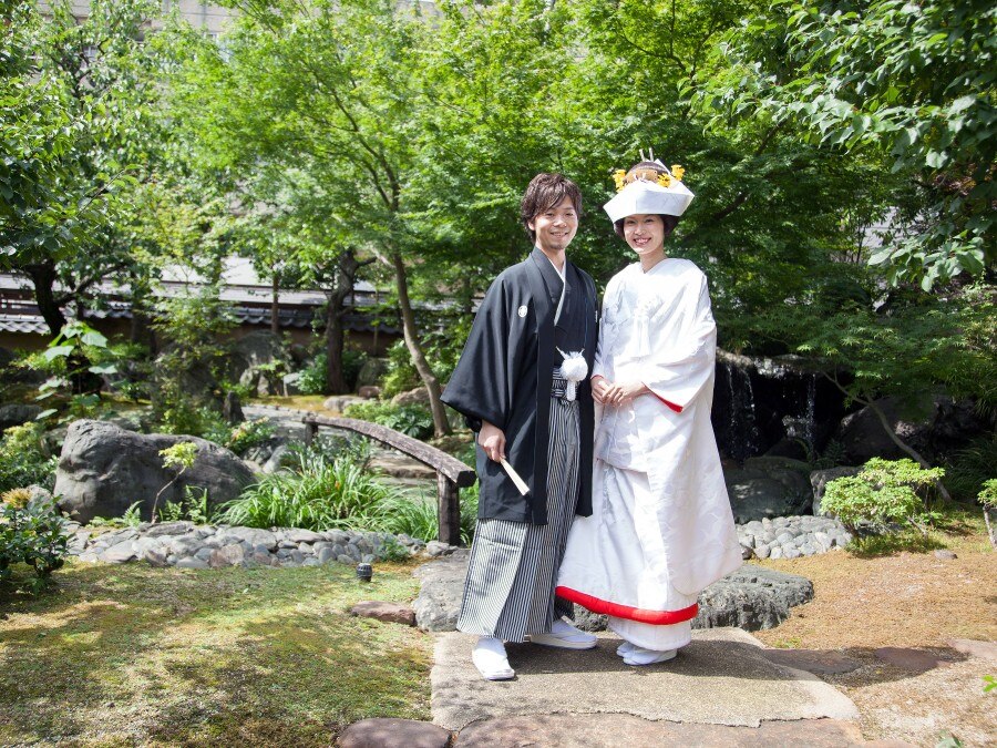 挙式 本格神社挙式のご紹介 湯島天神で挙式されたお二人ですのフォト 写真12枚 Kkrホテル東京 マイナビウエディング